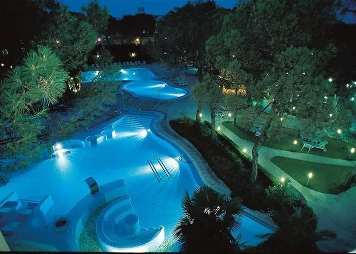 Hotel Bristol Buja 5*