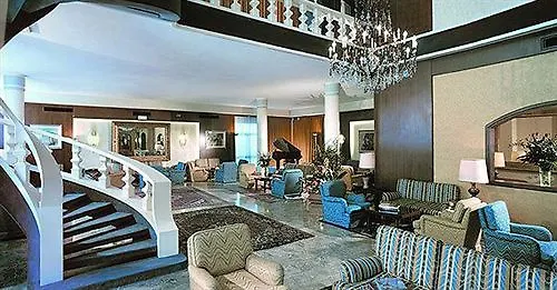 Bristol Buja Hotel 5*