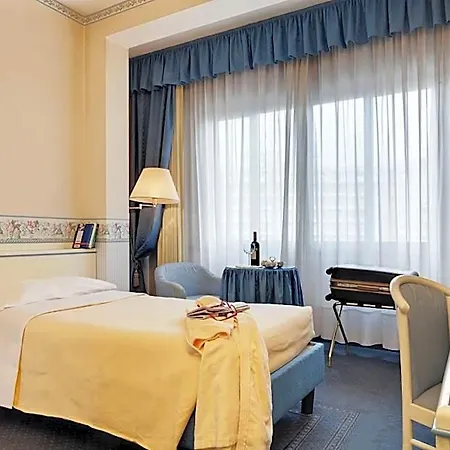 Bristol Buja Hotell 5*