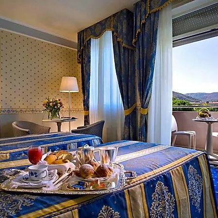 Hotell Bristol Buja Abano Terme