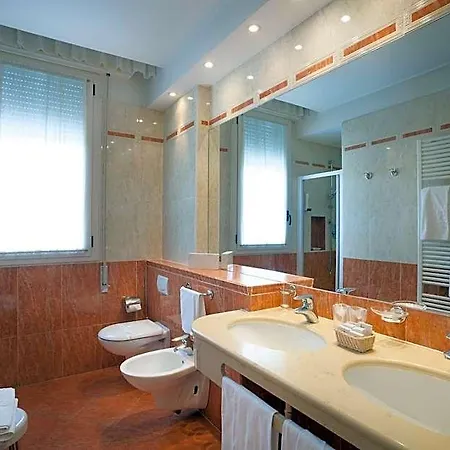 Bristol Buja 5*