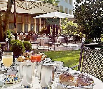 Hotel Bristol Buja 5*