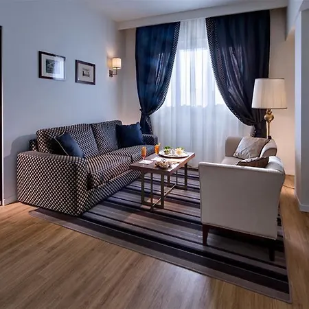 Hotel Bristol Buja
