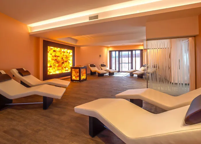 Bristol Buja Otel 5*